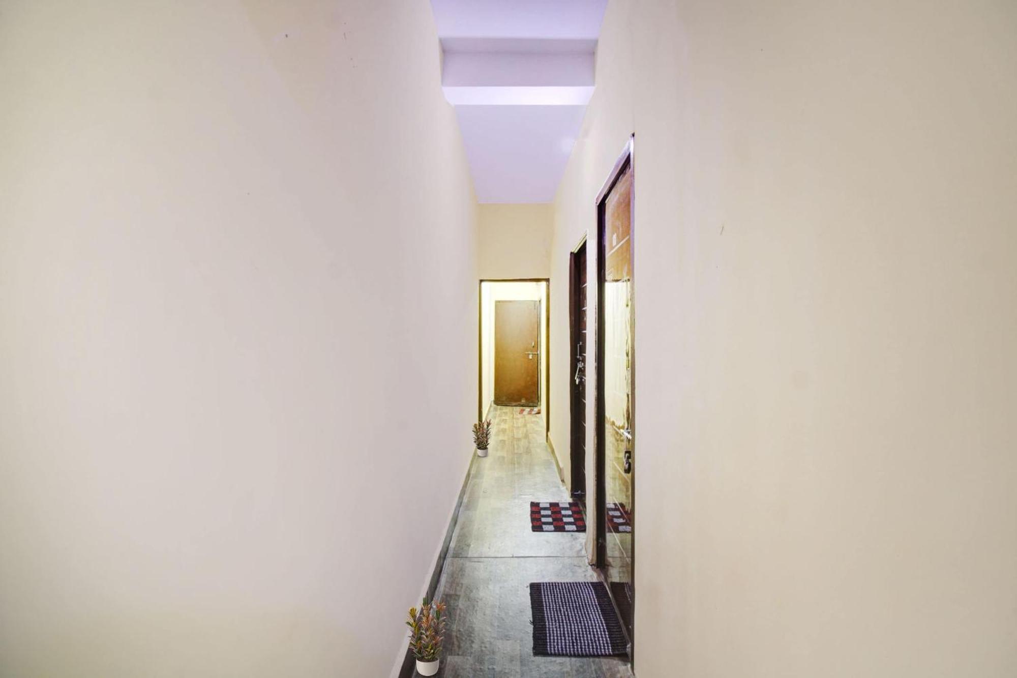 Super Hotel O Mr Nagpur Eksteriør billede