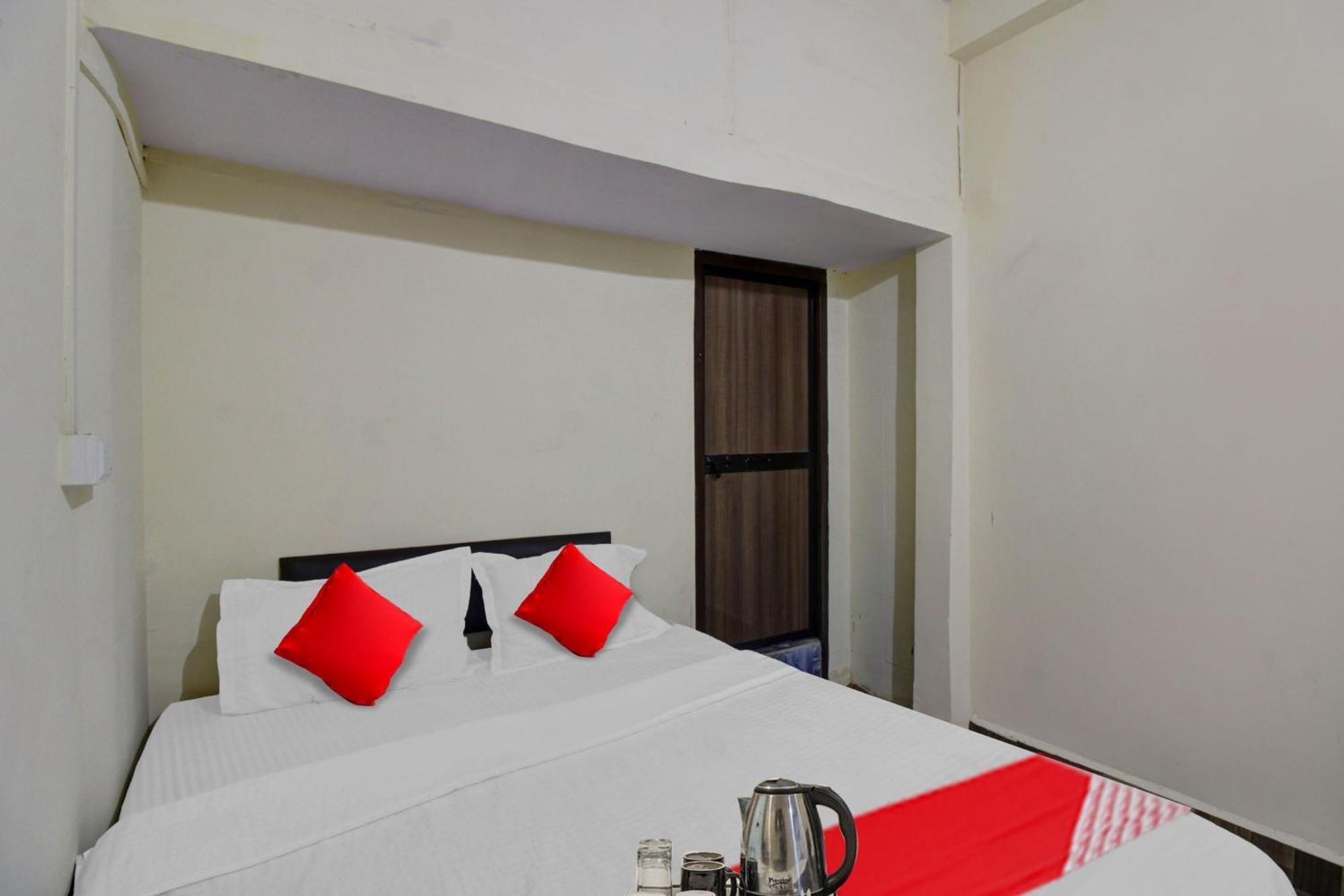 Super Hotel O Mr Nagpur Eksteriør billede
